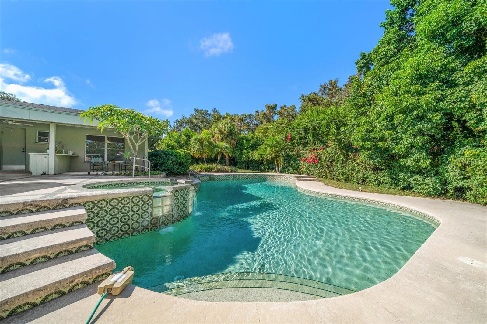 EASTLEIGH - Residential