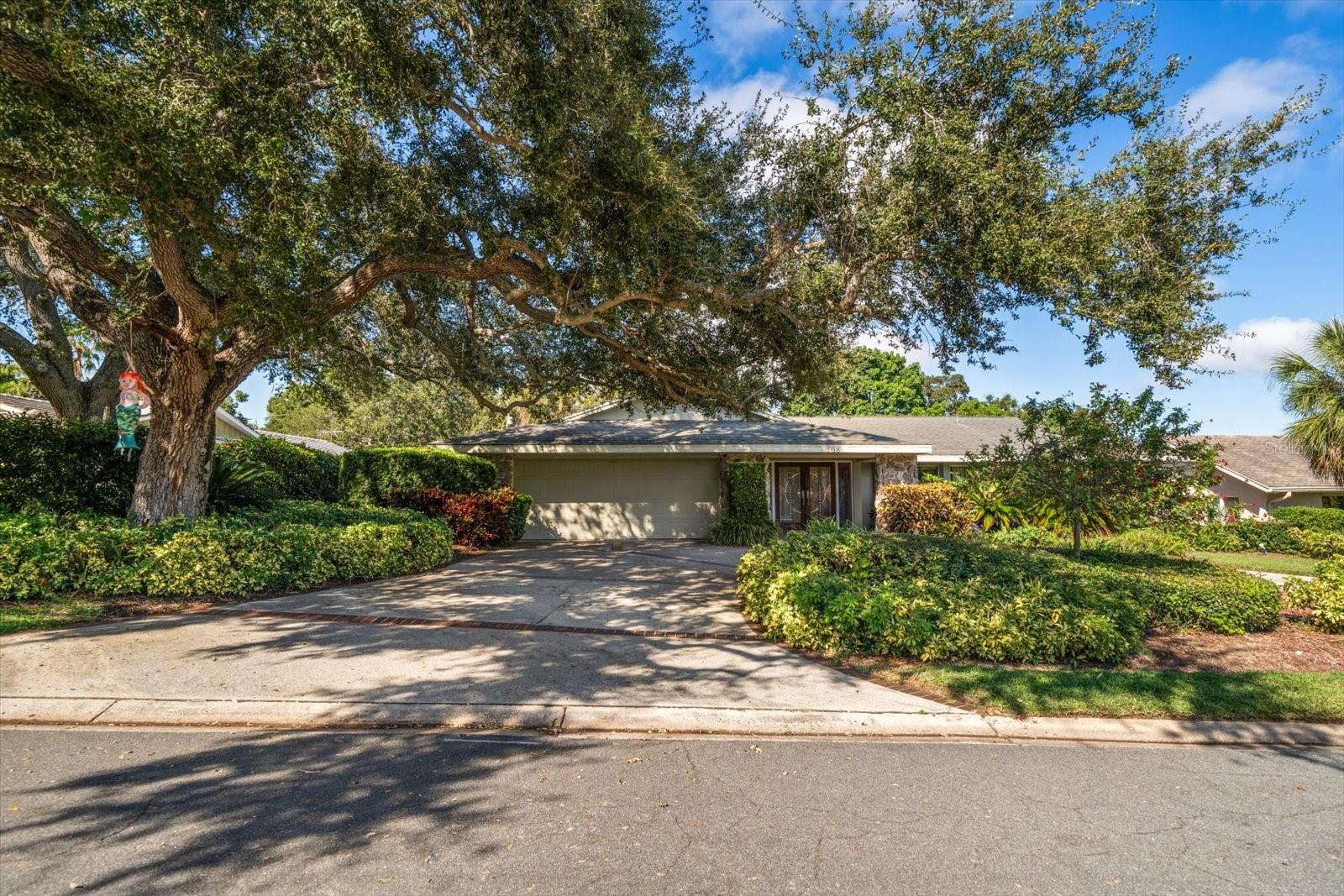 EASTLEIGH - Residential