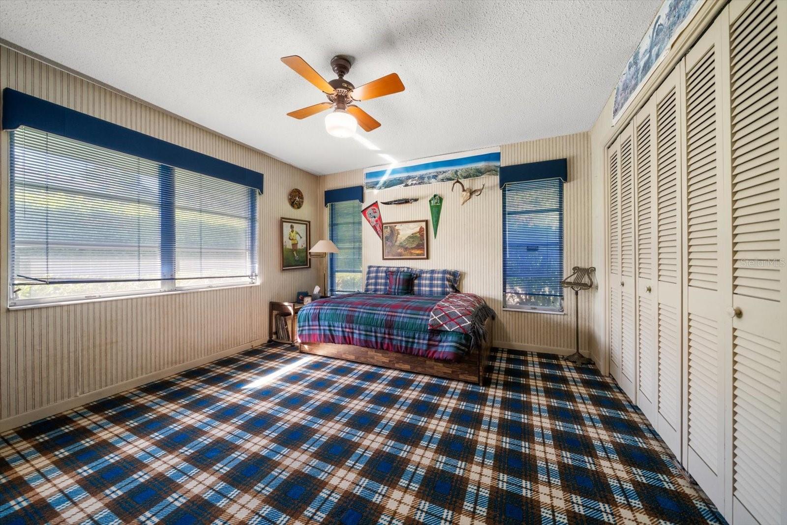 EASTLEIGH - Residential