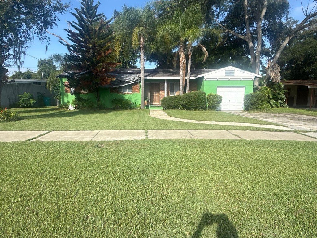 Photo of 606 Ventura Avenue, Orlando, FL 32805 (MLS # A4707988)