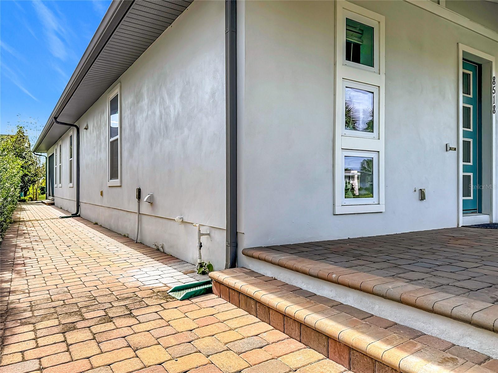 8518 NEMOURS PARKWAY