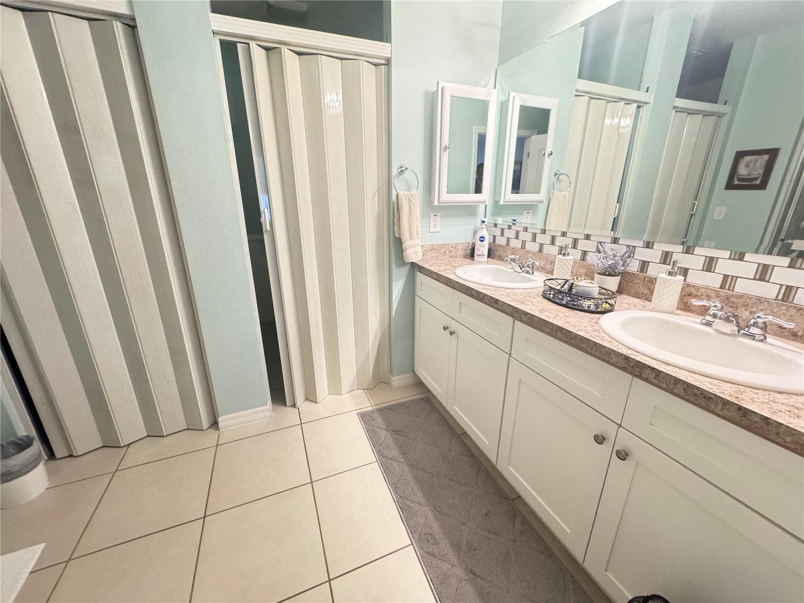 TAVARES LANE PARK RIDGE PH A - Residential