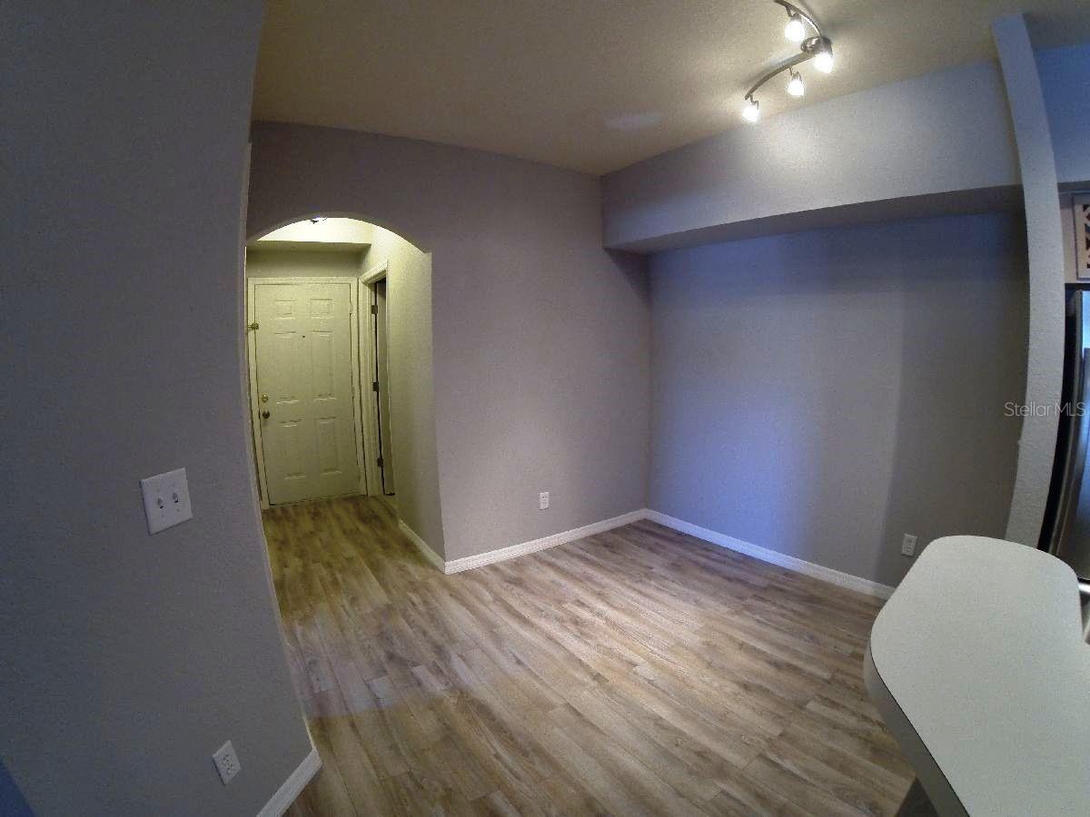 831 CAMARGO WAY 209