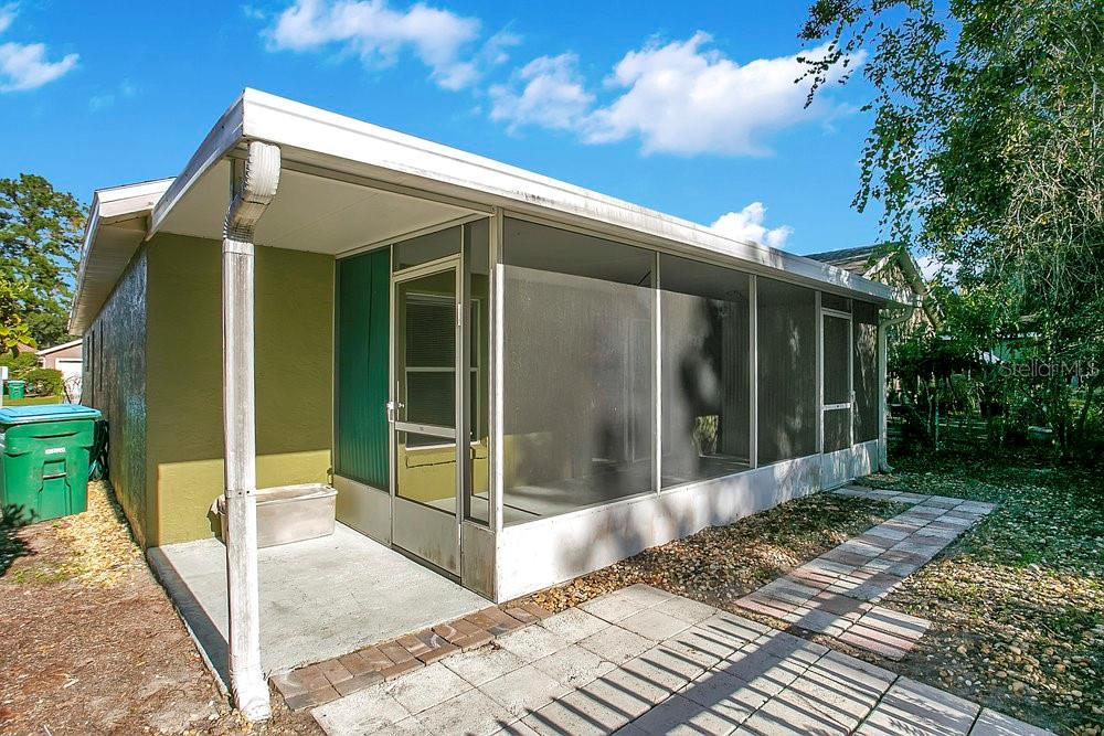 SEASONS THE - Residential