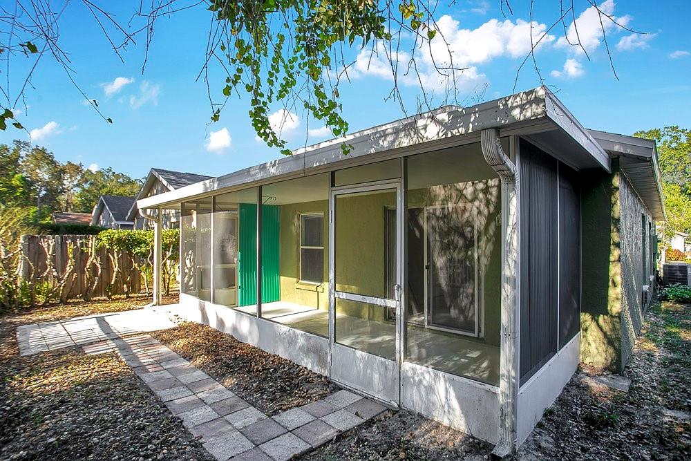 SEASONS THE - Residential