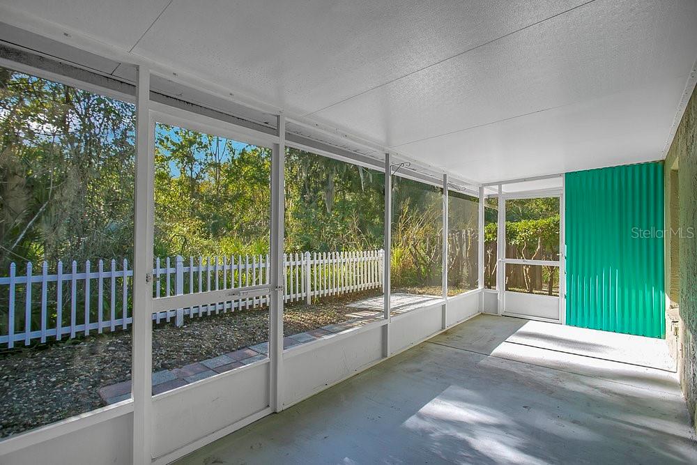 SEASONS THE - Residential