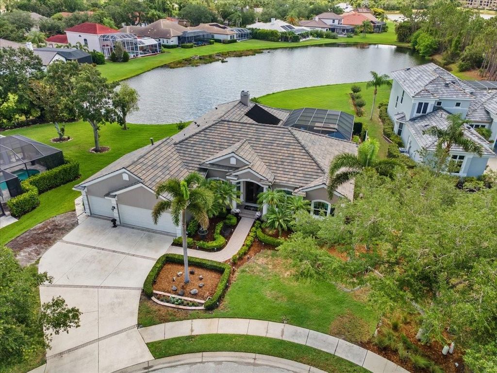 Photo of 7513 Coventry Court, Lakewood Ranch, FL 34202 (MLS # A4654926)