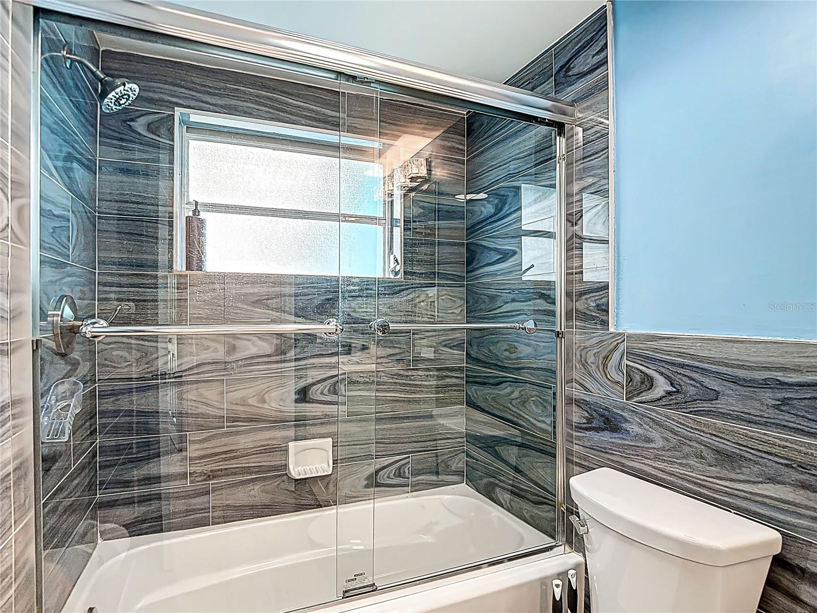 FLOR A MAR - Residential