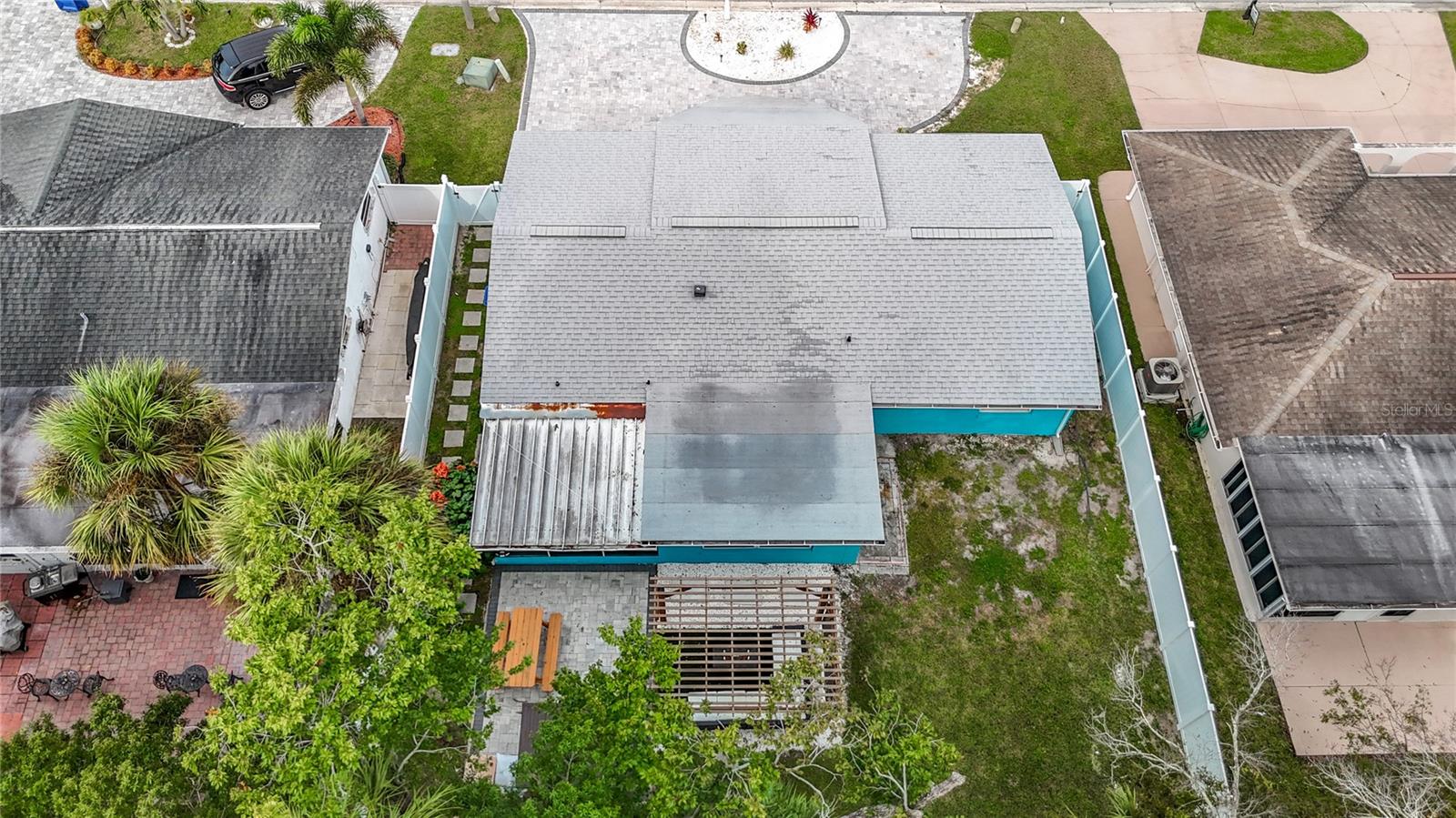 FLOR A MAR - Residential