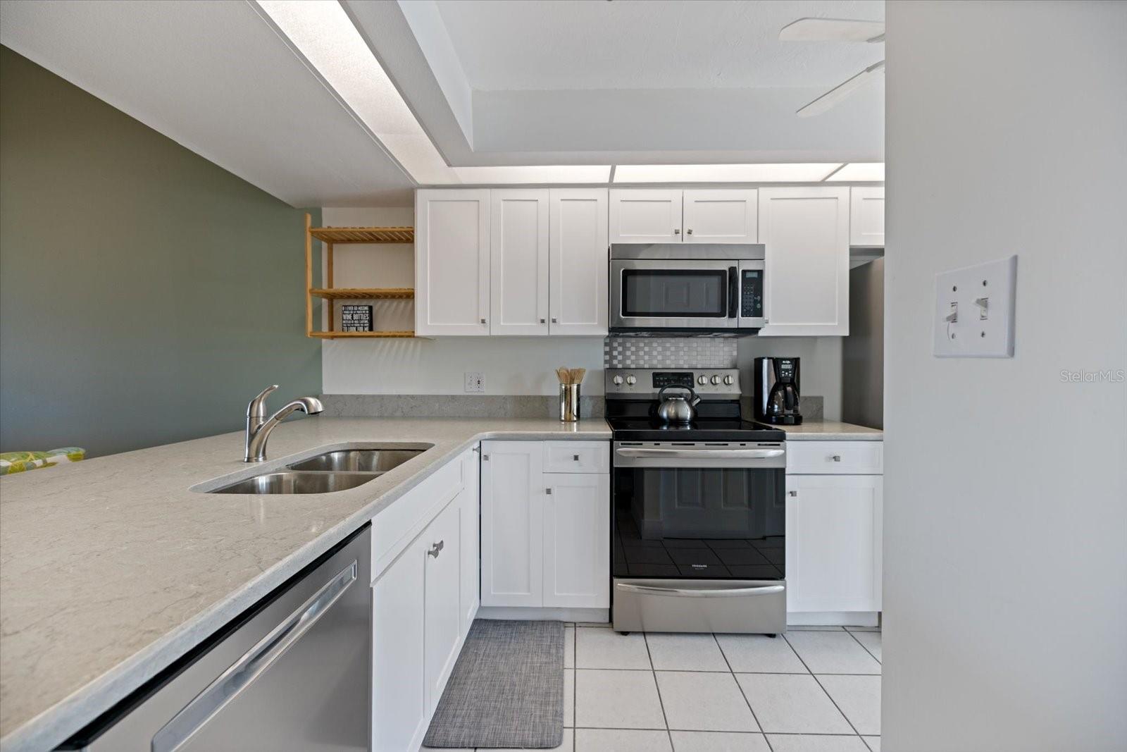 WATERSIDE 03 AT BIRD BAY VILLAGE - Residential Lease