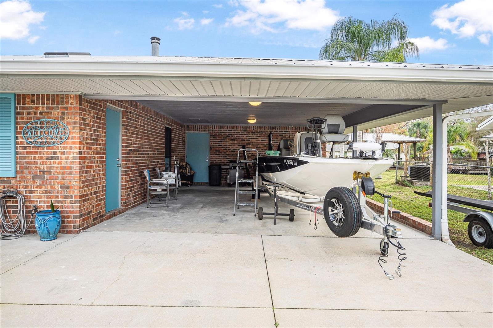1511 RIVEREDGE COURT