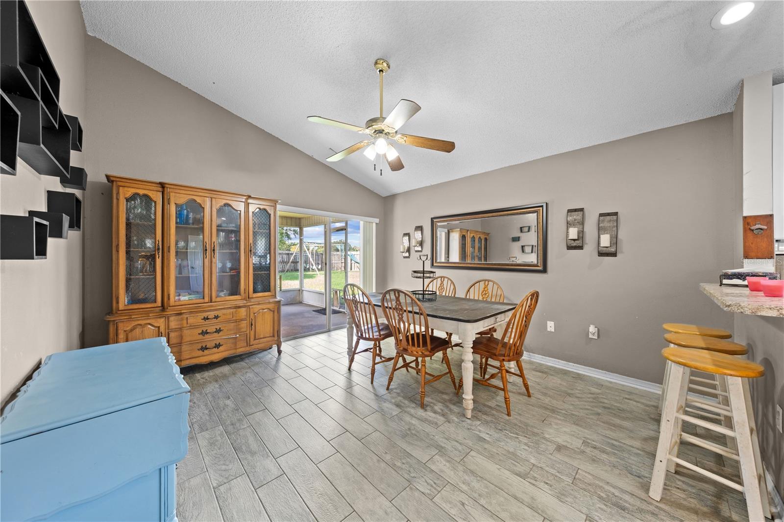 LAKEVIEW VILLAGE - Residential