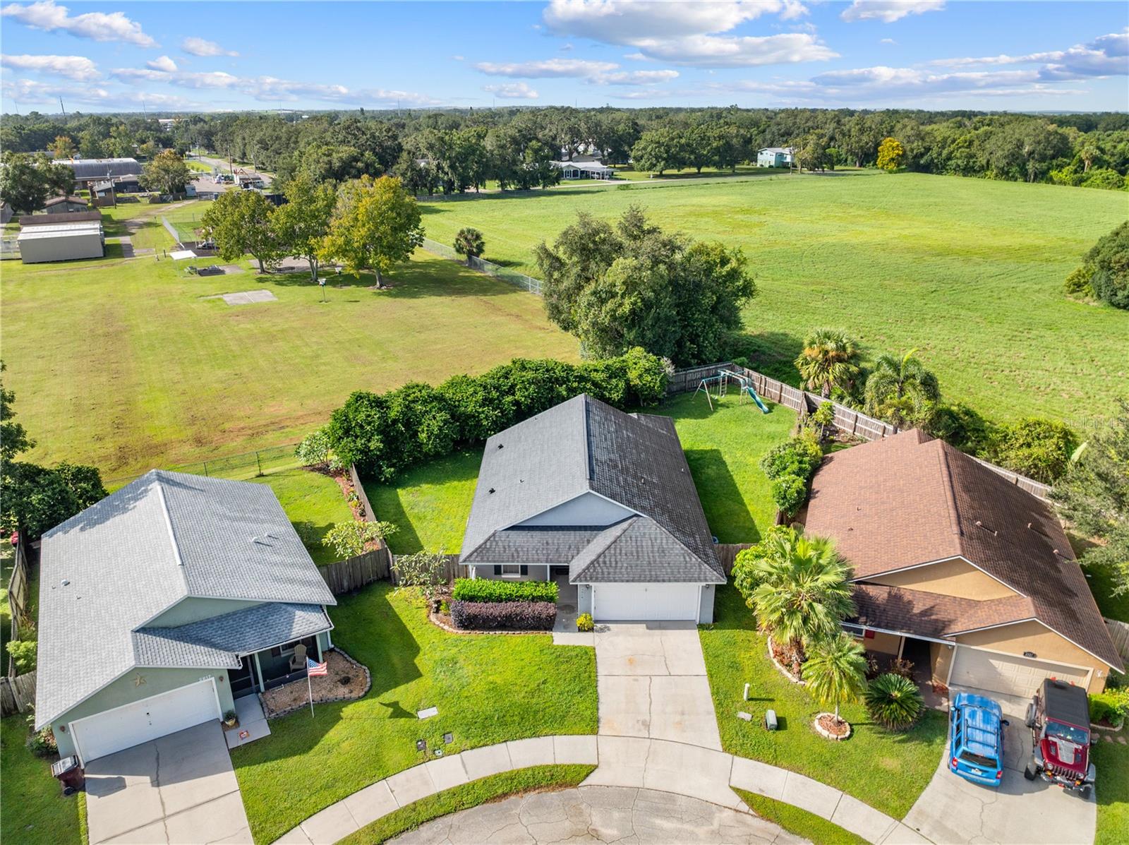 LAKEVIEW VILLAGE - Residential