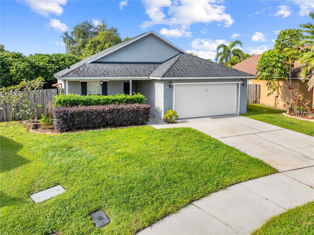 Photo of 2919 Summer Winds Circle, Saint Cloud, FL 34769 (MLS # S5136263)