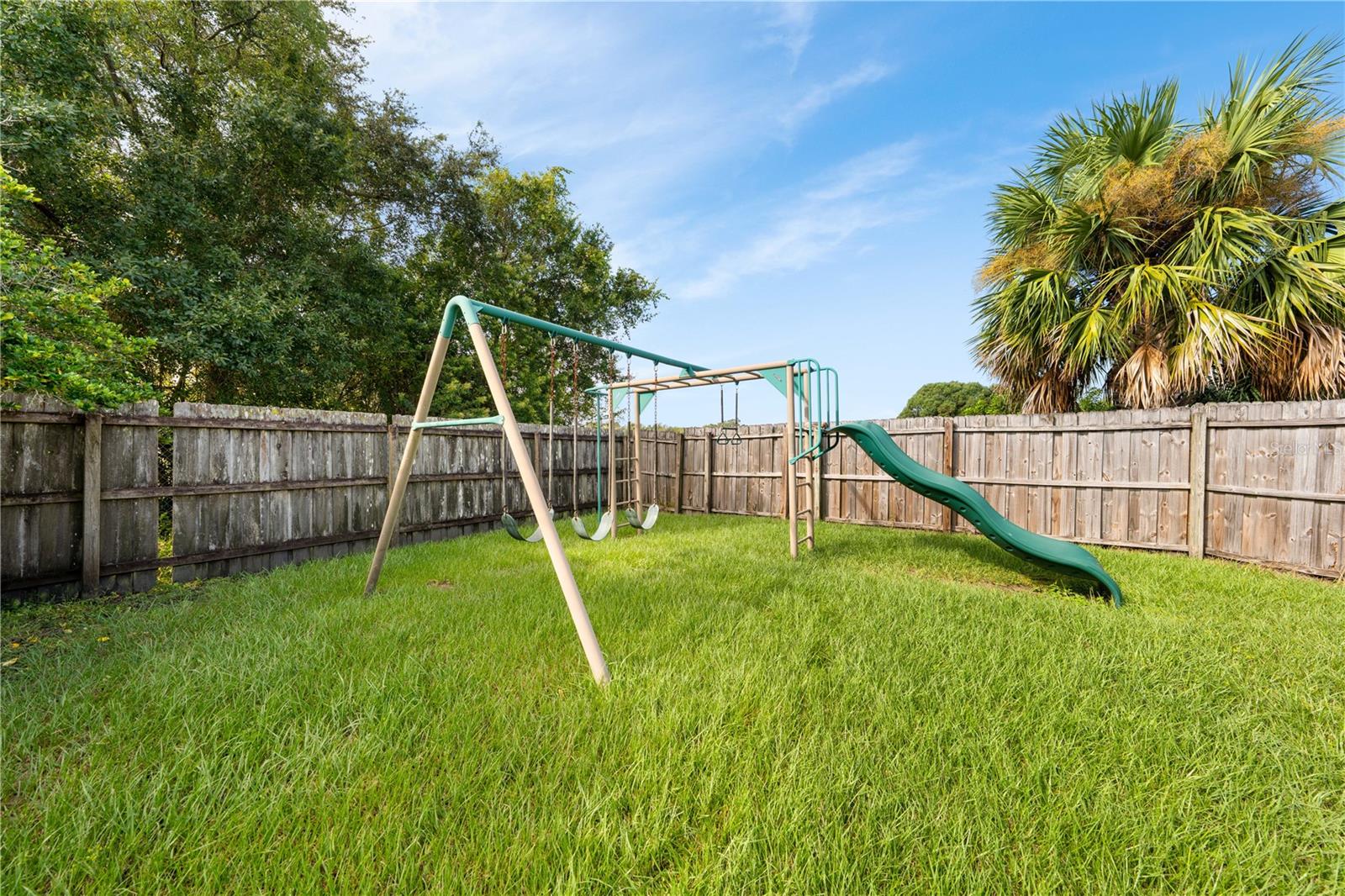 LAKEVIEW VILLAGE - Residential