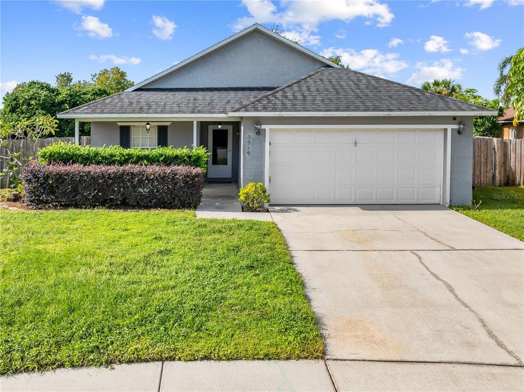 Photo of 2919 Summer Winds Circle, Saint Cloud, FL 34769 (MLS # S5136263)
