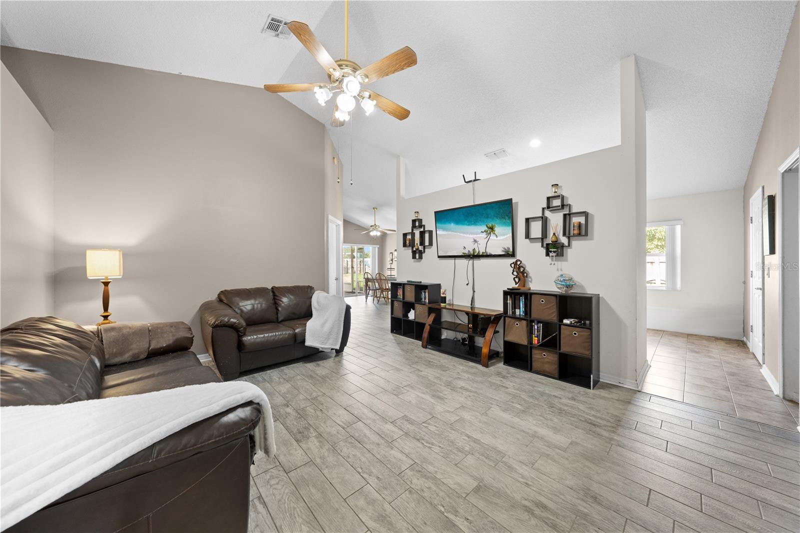 LAKEVIEW VILLAGE - Residential