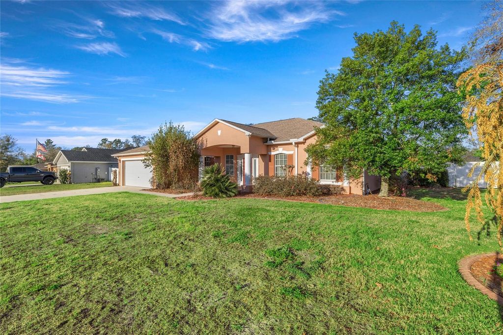 Photo of 11619 SW 50th Circle, Ocala, FL 34476 (MLS # OM720712)