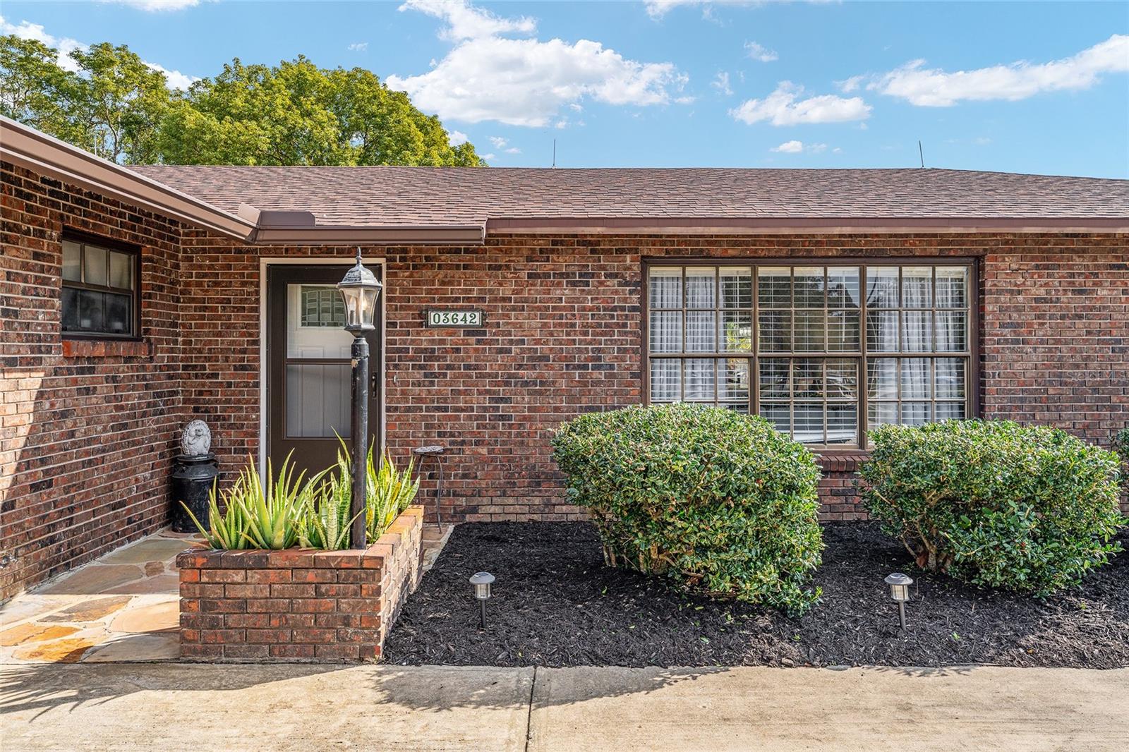 VALENCIA TERRACE - Residential