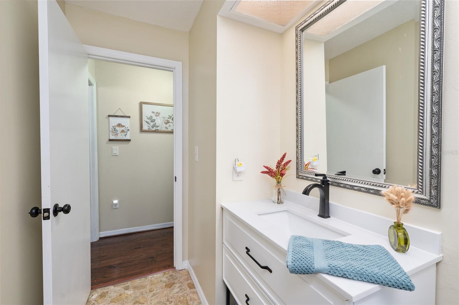 VALENCIA TERRACE - Residential