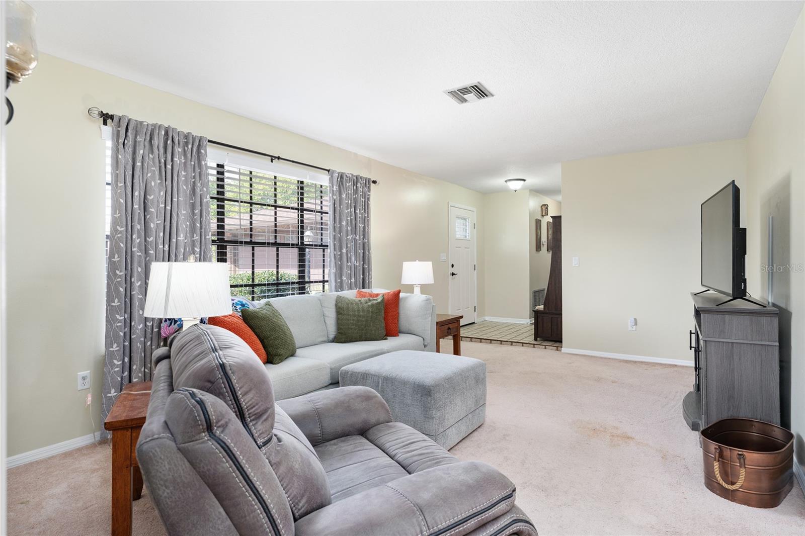 VALENCIA TERRACE - Residential