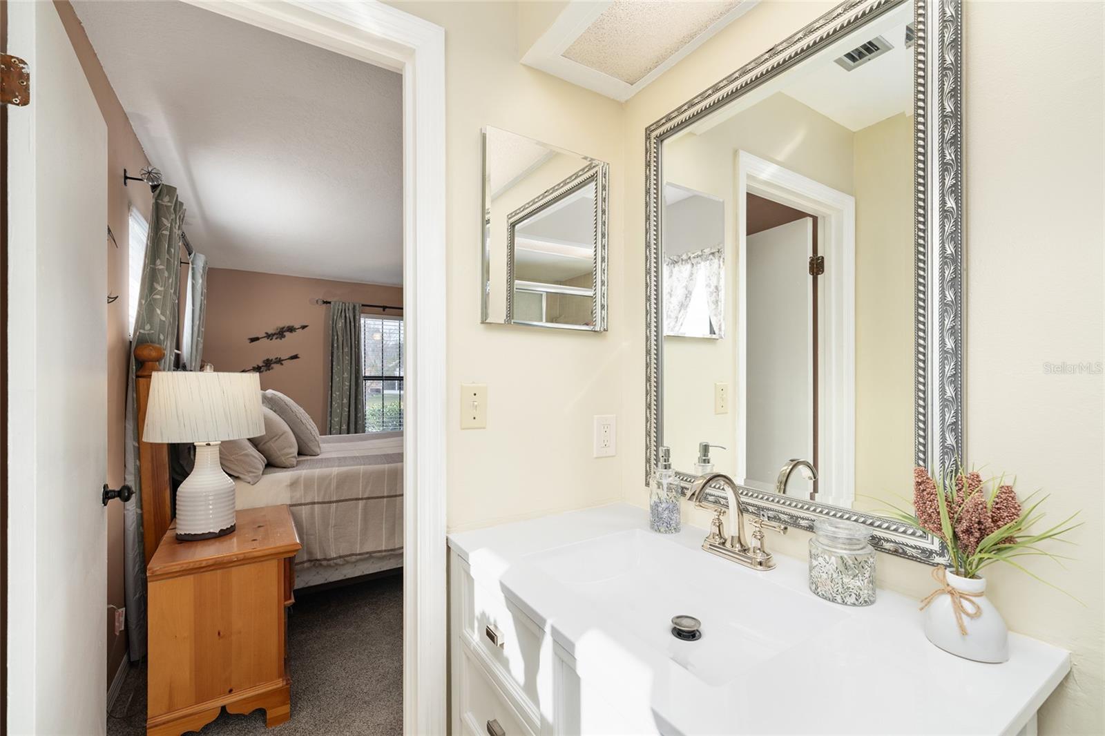 VALENCIA TERRACE - Residential