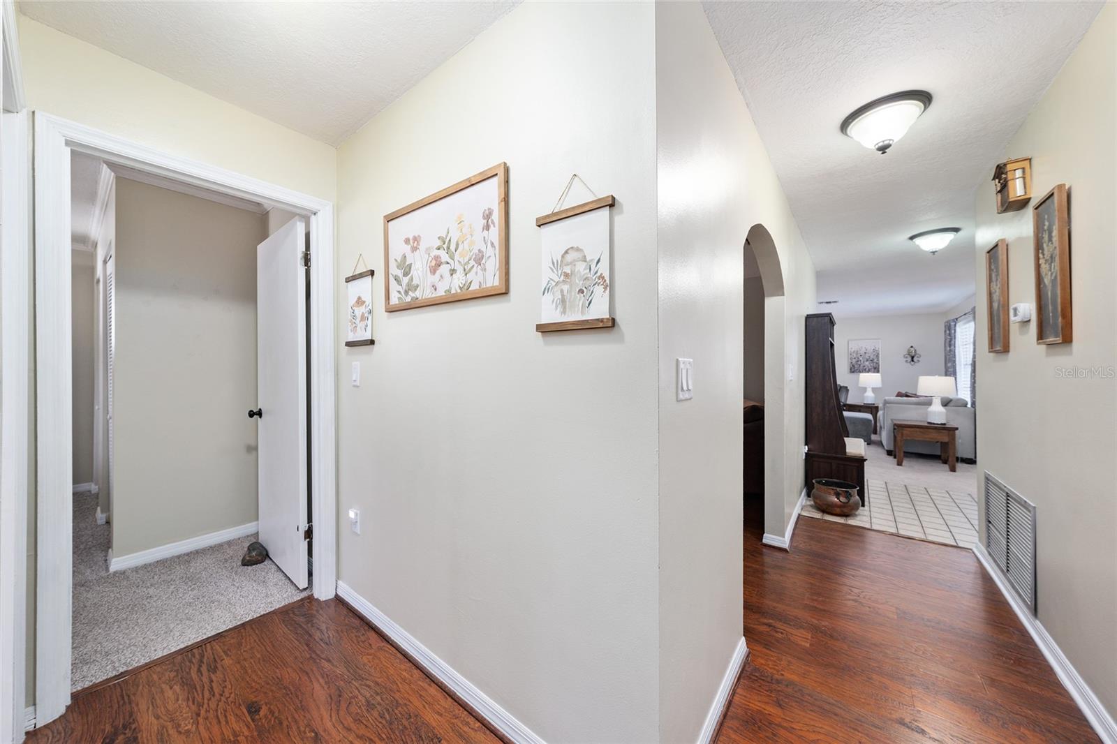 VALENCIA TERRACE - Residential