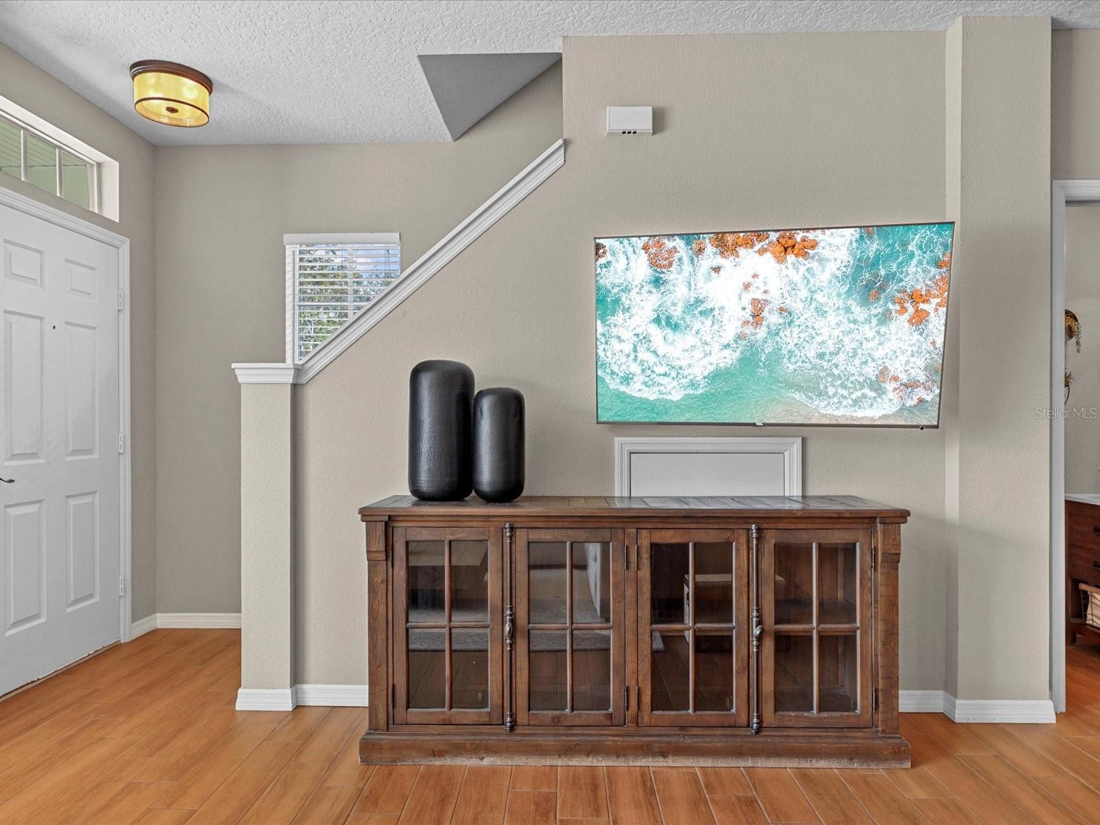 COUNTRY CHASE - Residential