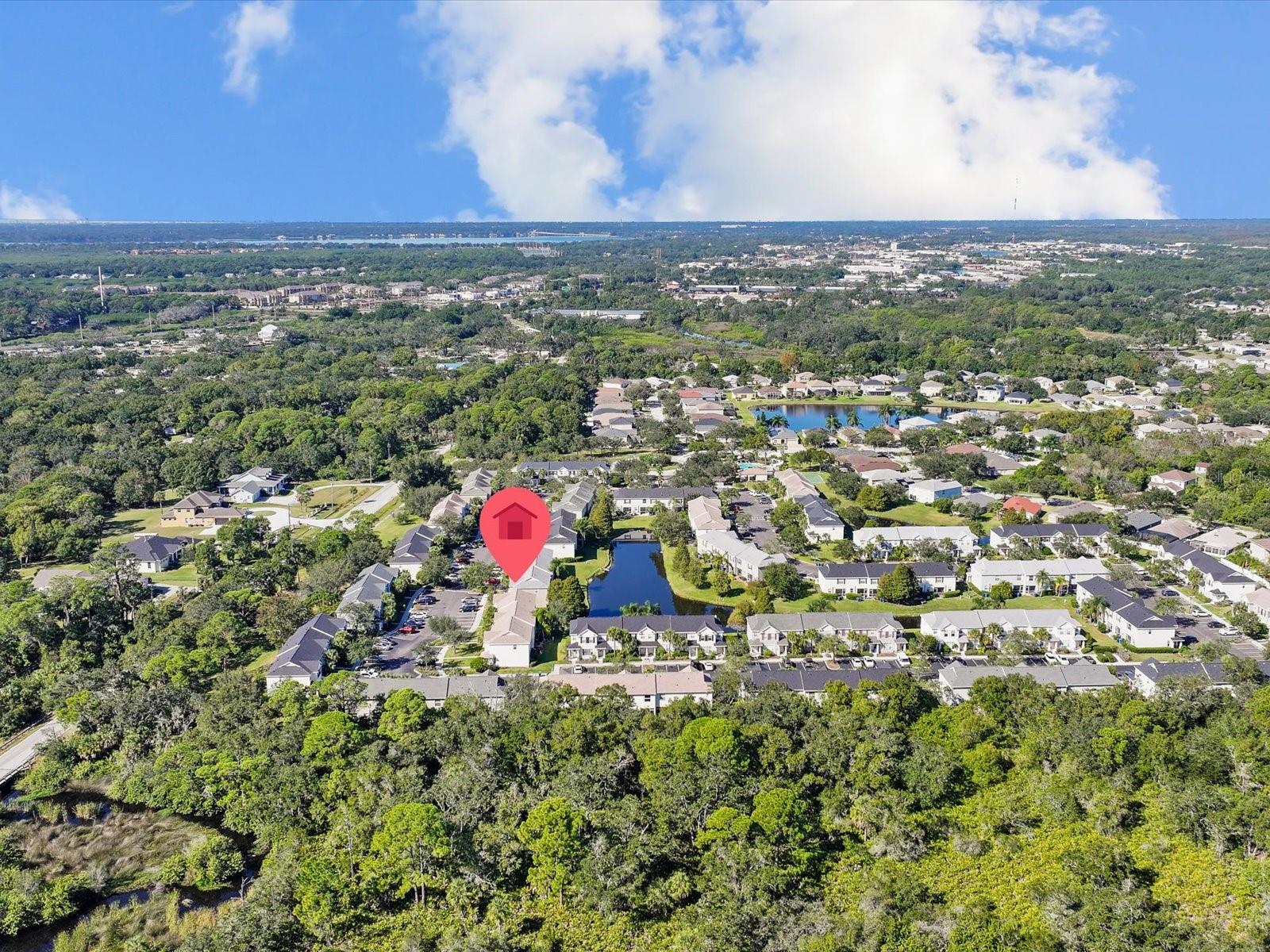 COUNTRY CHASE - Residential