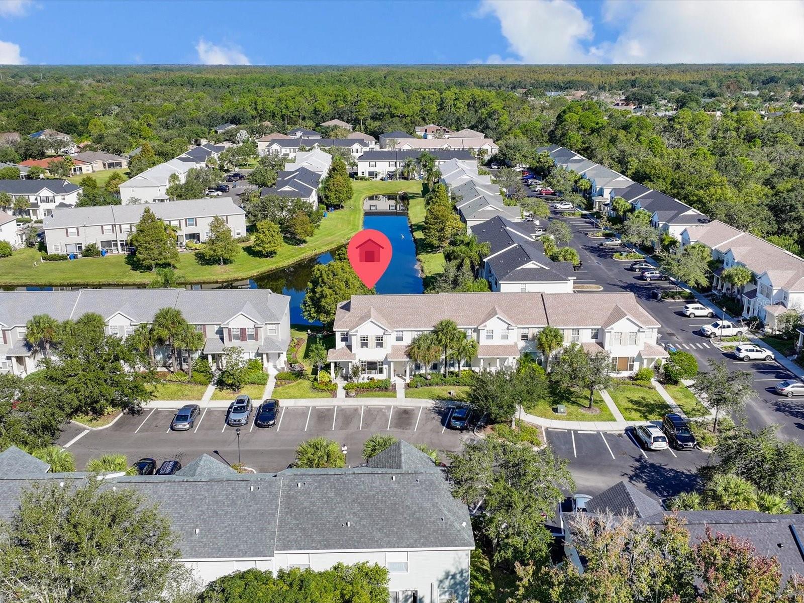 COUNTRY CHASE - Residential