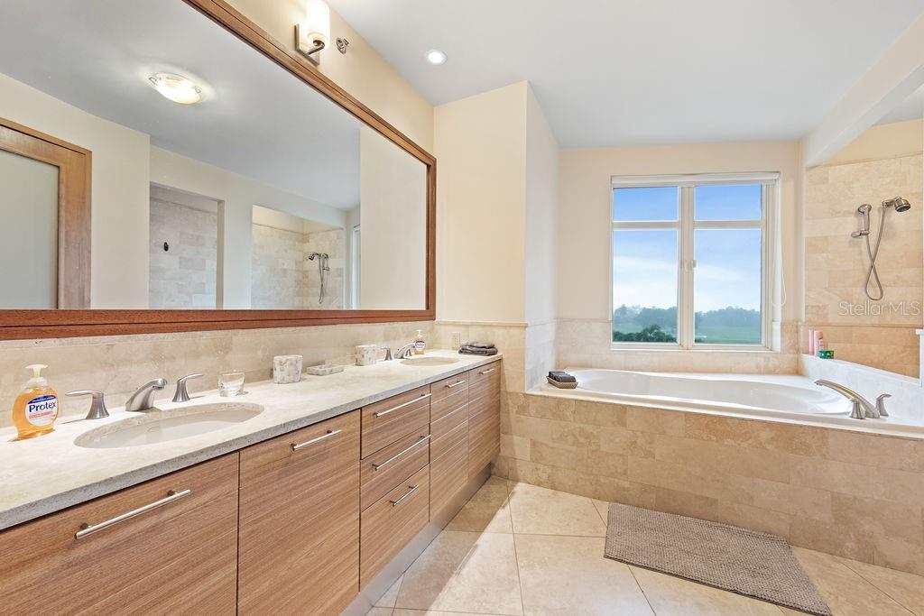 PLANTATION VILLAGE - Residential