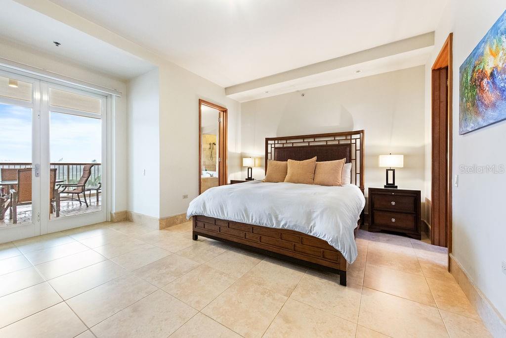 PLANTATION VILLAGE - Residential