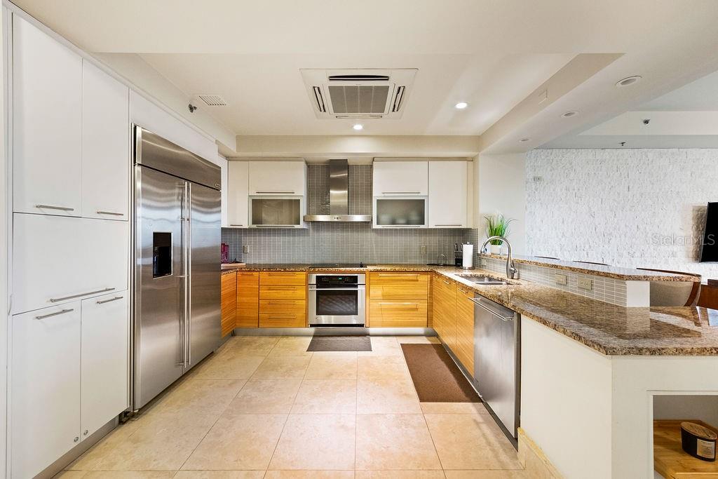 PLANTATION VILLAGE - Residential