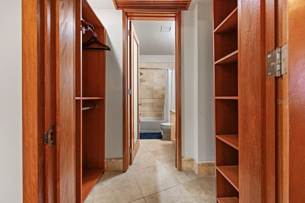 PLANTATION VILLAGE - Residential