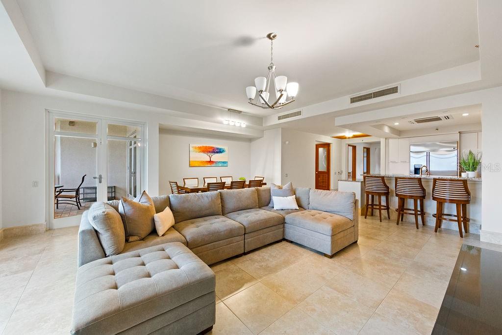 PLANTATION VILLAGE - Residential