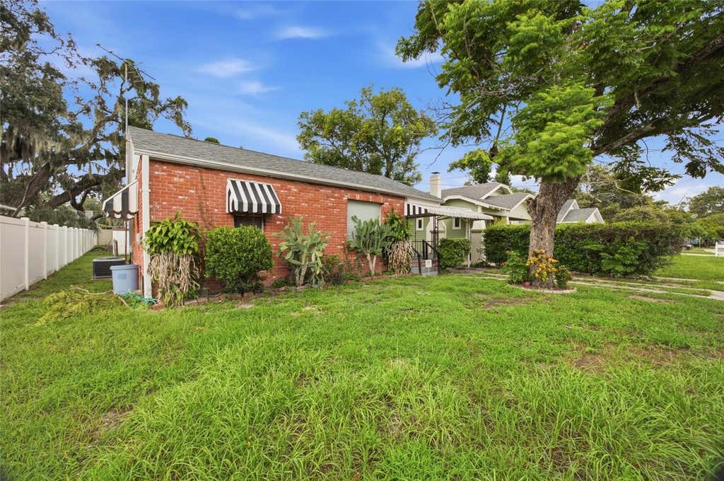 Photo of 1416 E Idlewild Avenue, Tampa, FL 33604 (MLS # TB8537244)