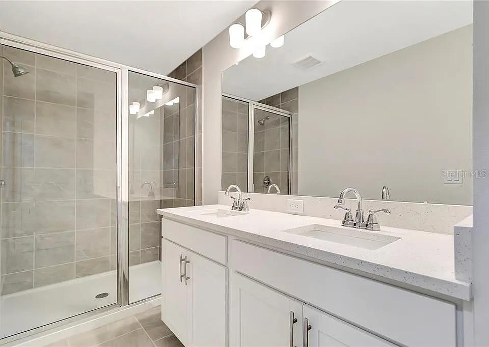 LAUREL BAY TWNHMS - Residential Lease