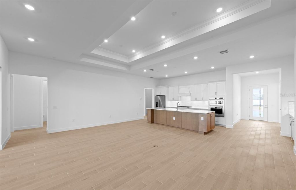 Photo of 4905 Del Rey Cv, Lakewood Ranch, FL 34211 (MLS # TB8459122)