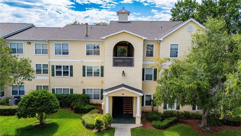 Photo of 18525 Bridle Club Drive #18525, Tampa, FL 33647 (MLS # TB8541747)