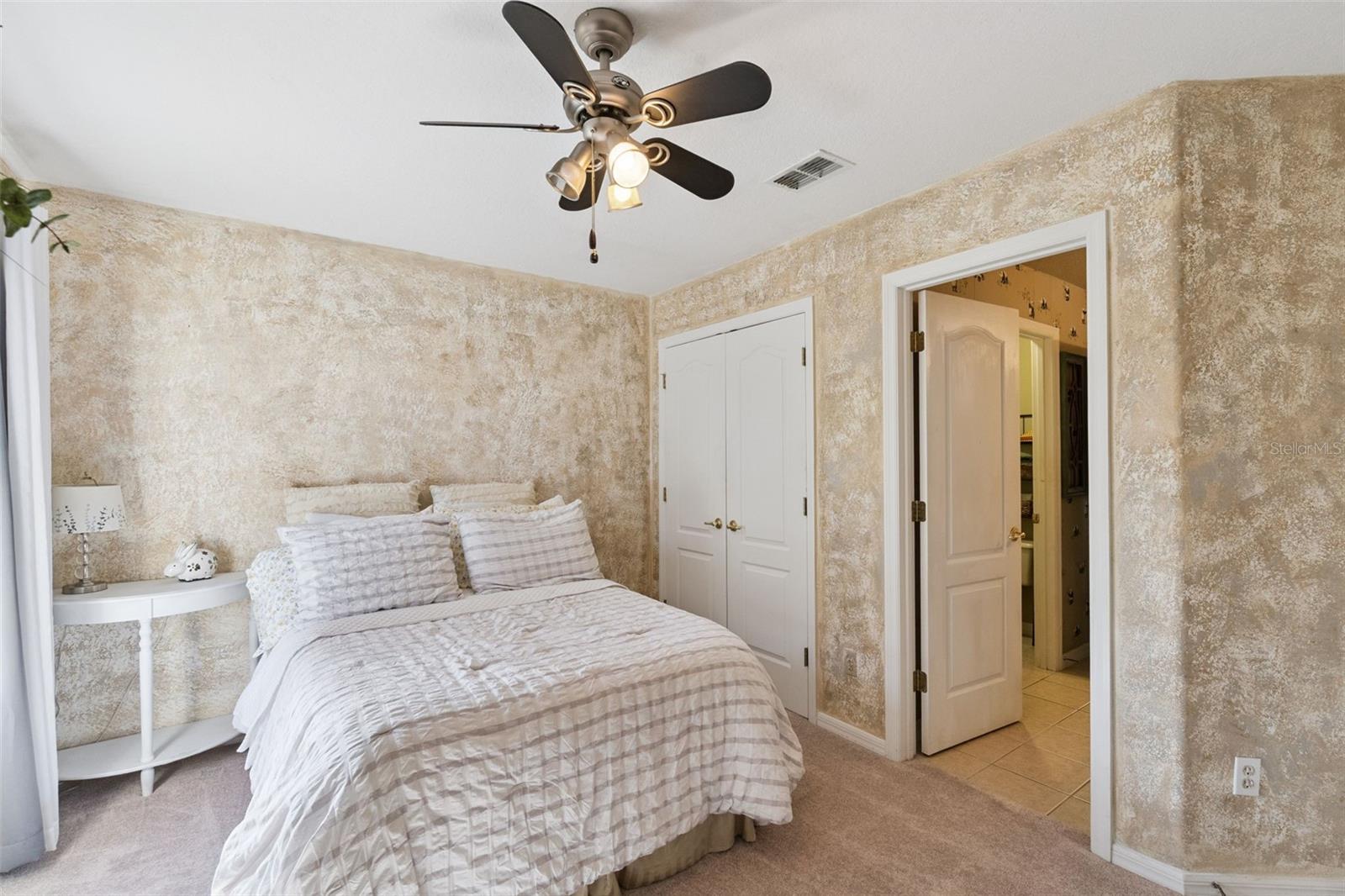 WINDSOR LANDING - Residential