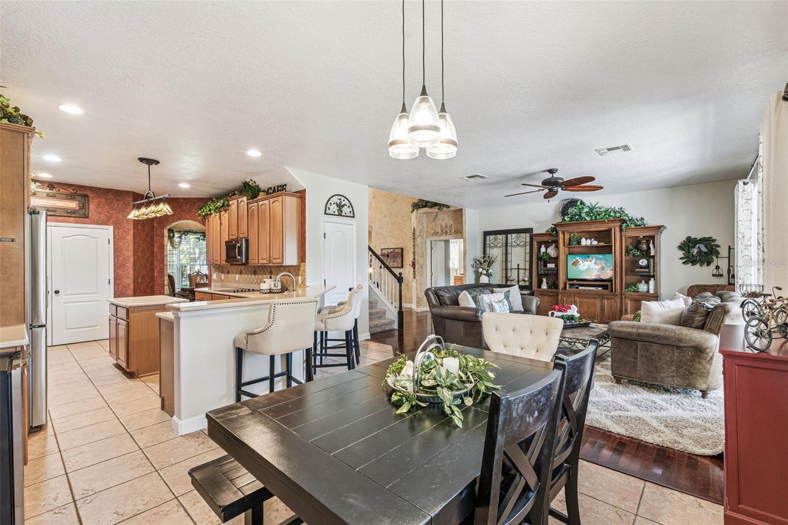 WINDSOR LANDING - Residential