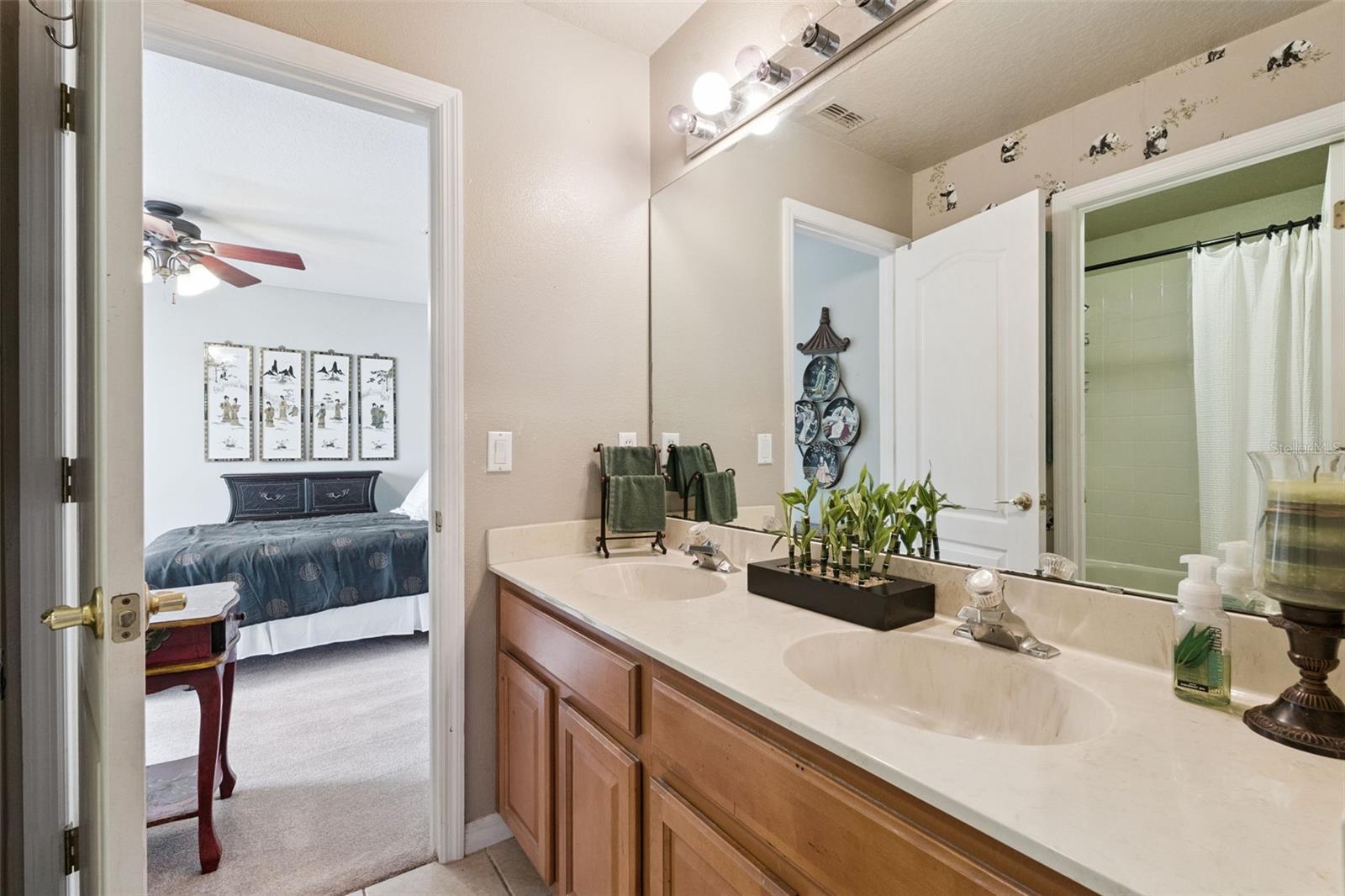 WINDSOR LANDING - Residential