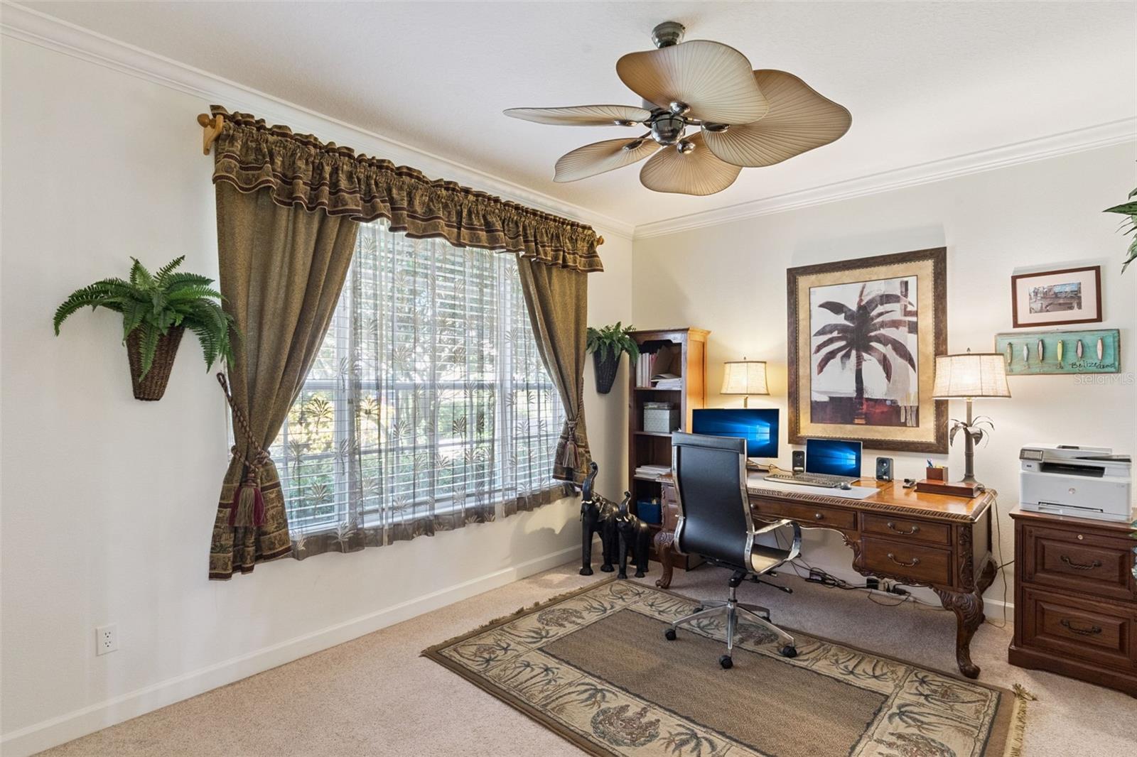 WINDSOR LANDING - Residential