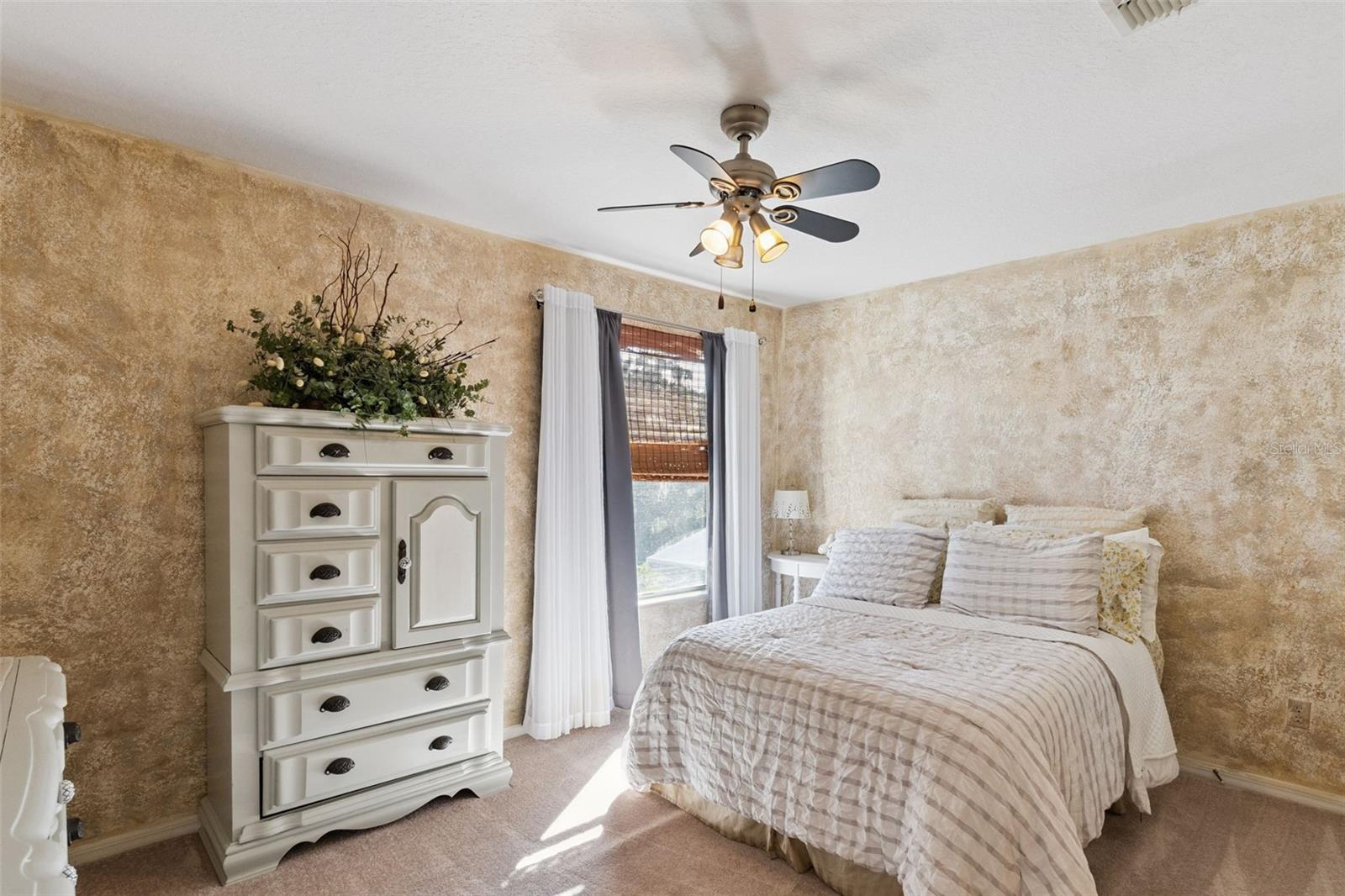 WINDSOR LANDING - Residential