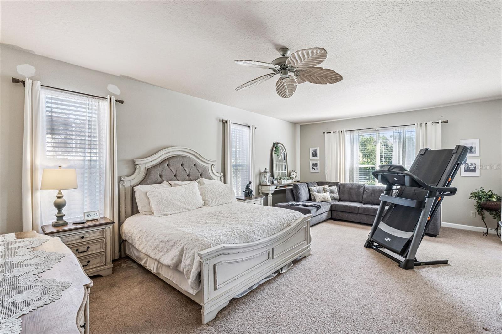 WINDSOR LANDING - Residential
