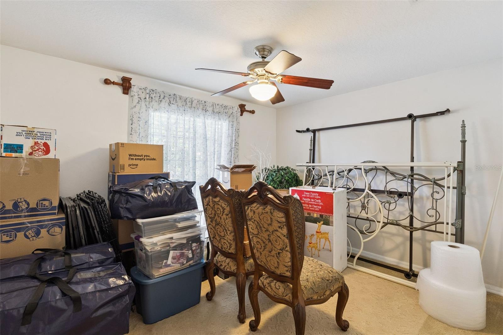 WINDSOR LANDING - Residential