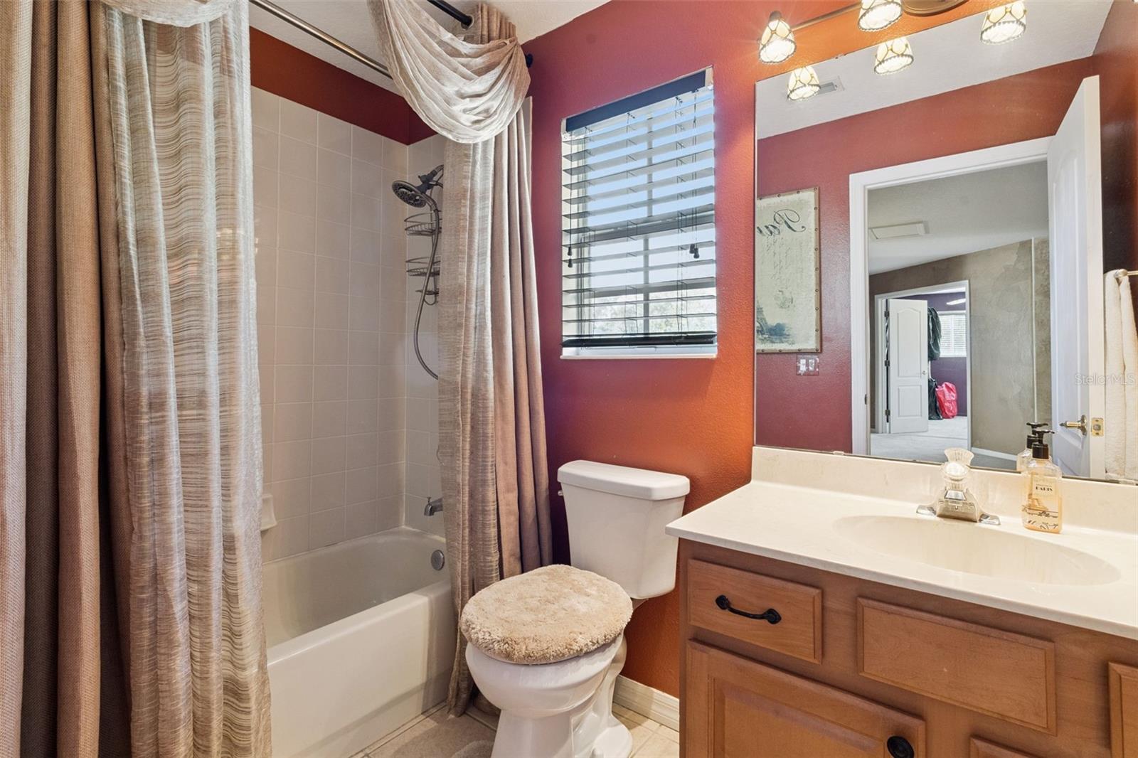 WINDSOR LANDING - Residential