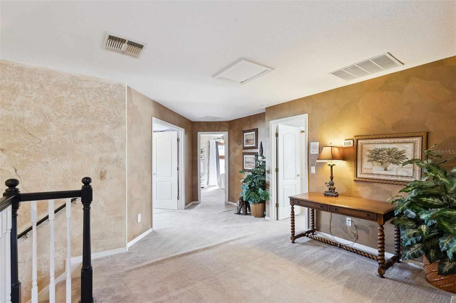 WINDSOR LANDING - Residential