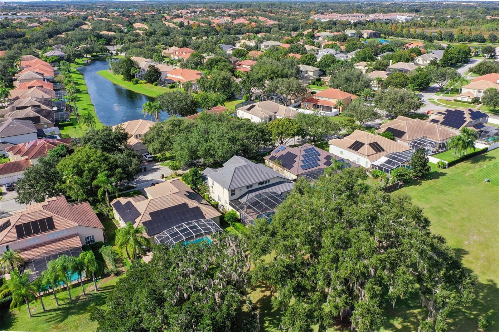 WINDSOR LANDING - Residential