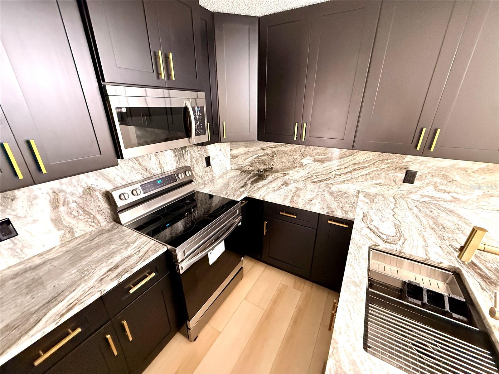 WEDGE WOOD OF PALM HARBOR - Residential Lease